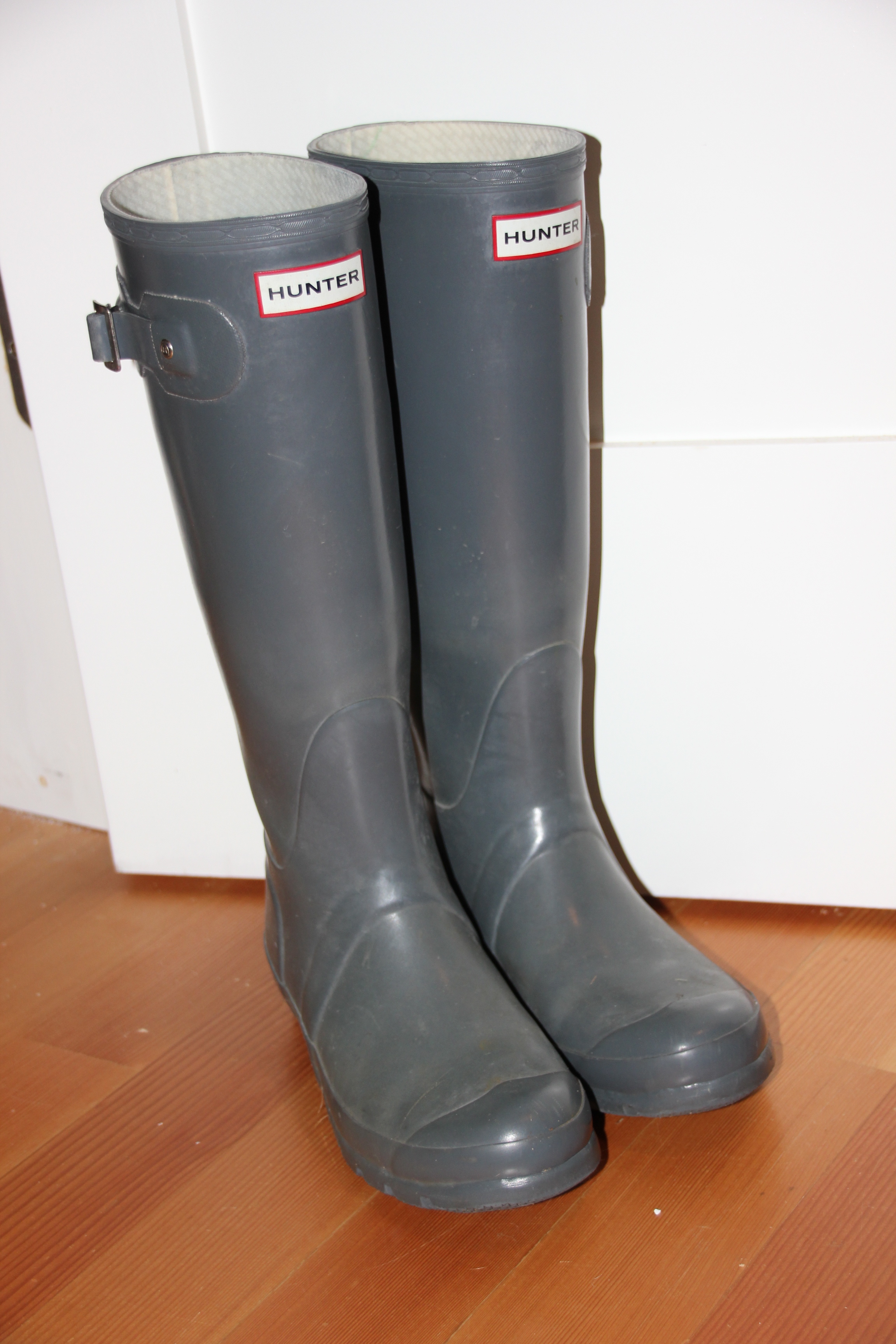 hunter gray rain boots